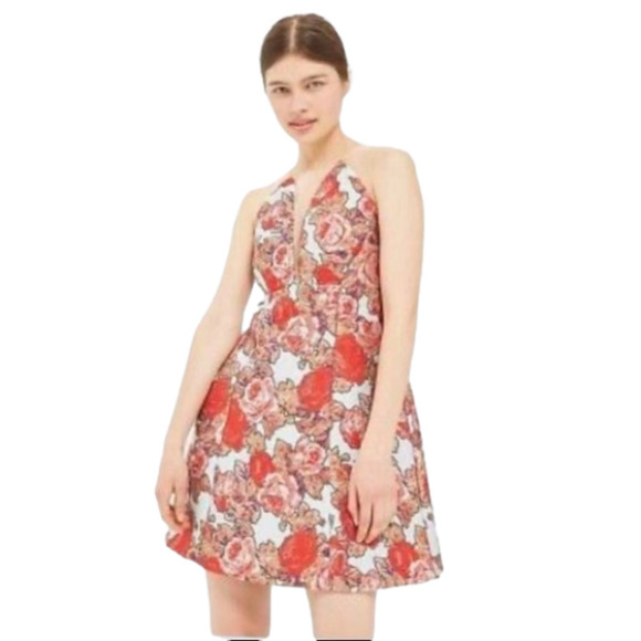 Topshop Dresses & Skirts - Topshop Women’s Metallic Floral Print Sleeveless Mini Dress Size 4 NWT